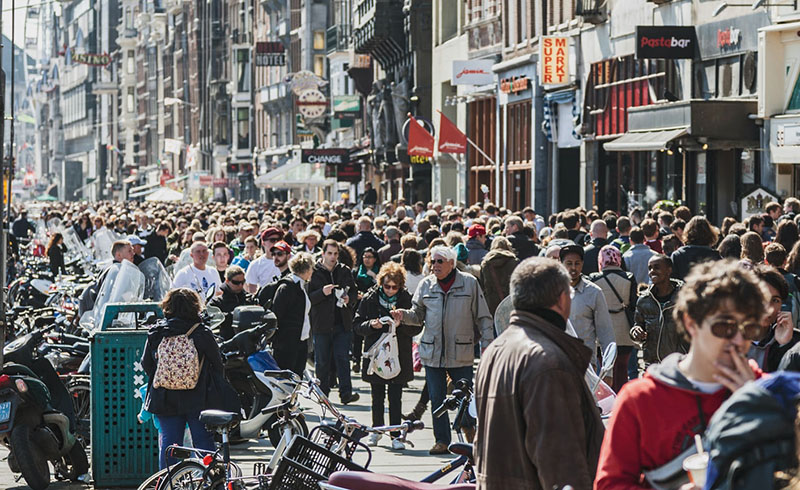 crowded city street