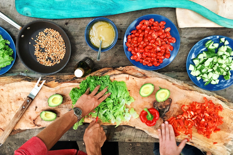 people preparing vegetarian meal